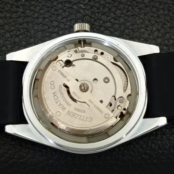 Vintage 1987 Disney Citizen Automatic Mens Silver Watch W/daydate & Yellow accen - Picture 9 of 9